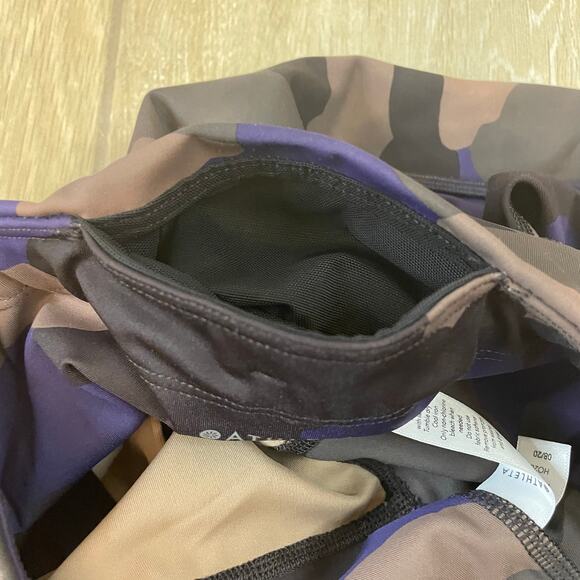 Athleta Ultimate Stash Printed 7/8 Tight Leggings Camo Multicolor XXS - Picture 9 of 12